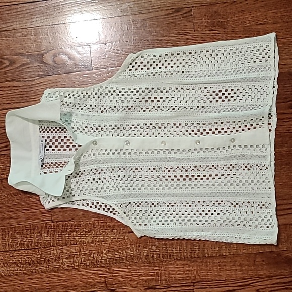 Zara Tops - Zara Cream Crochet Sleeveless Button-Up Blouse
